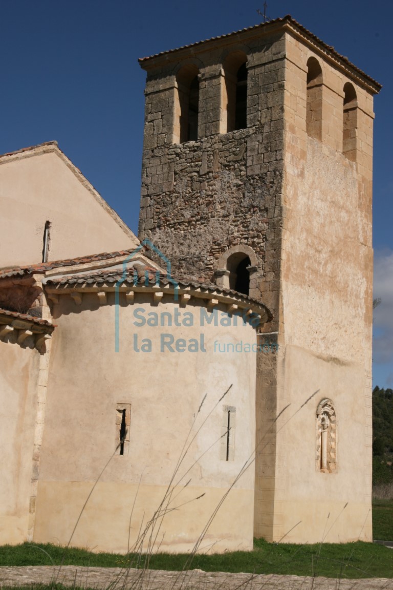 Vista de la cabecera y la torre