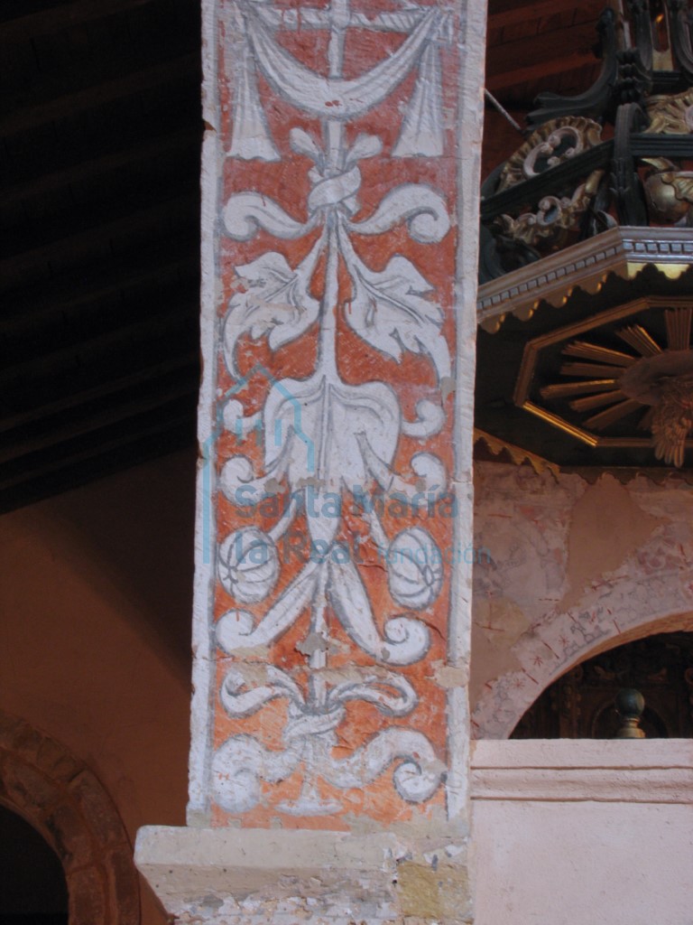 Decoracion pictórica del intrados del arco formero