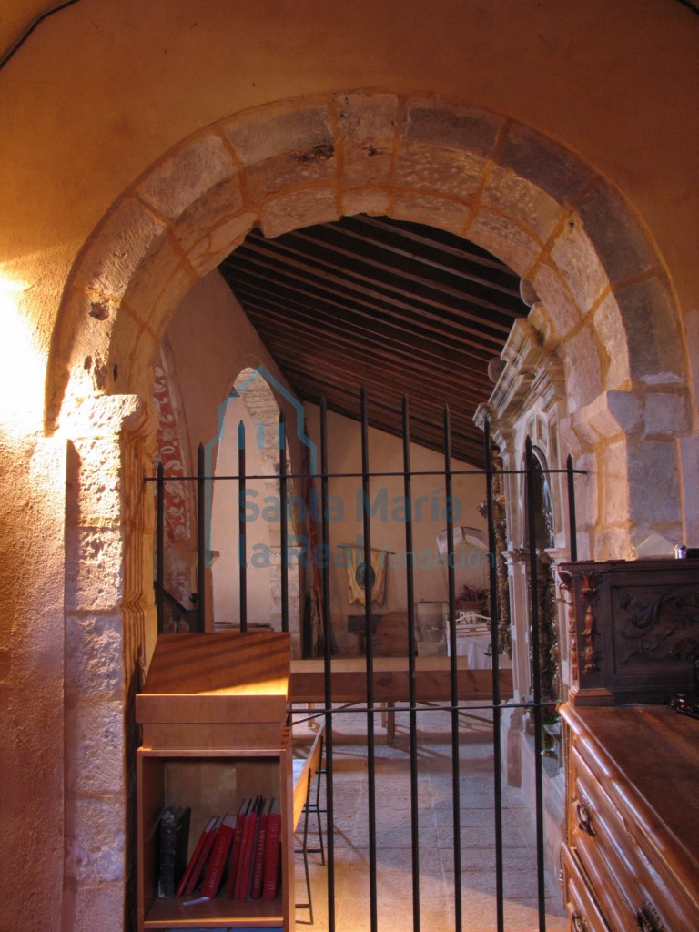 Interior del ábside norte hacia la nave