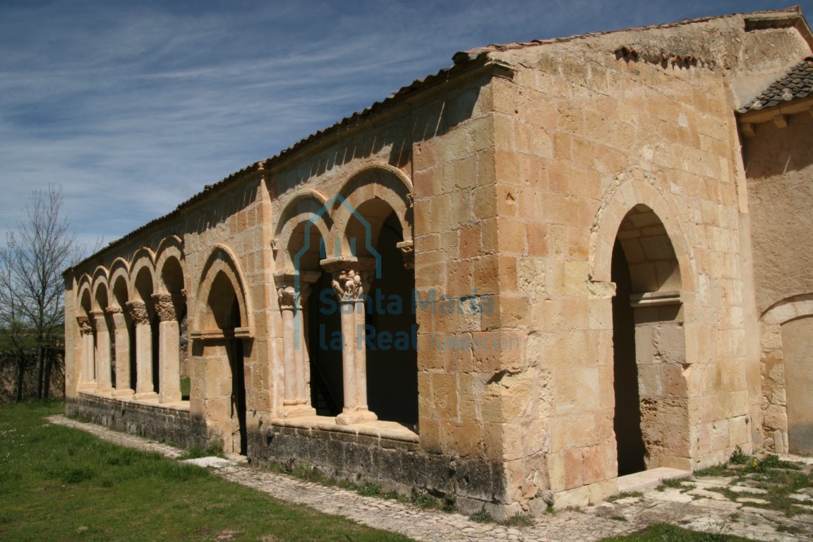 Pórtico lado meridional