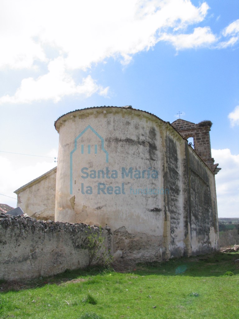 Vista de la iglesia desde el nordeste