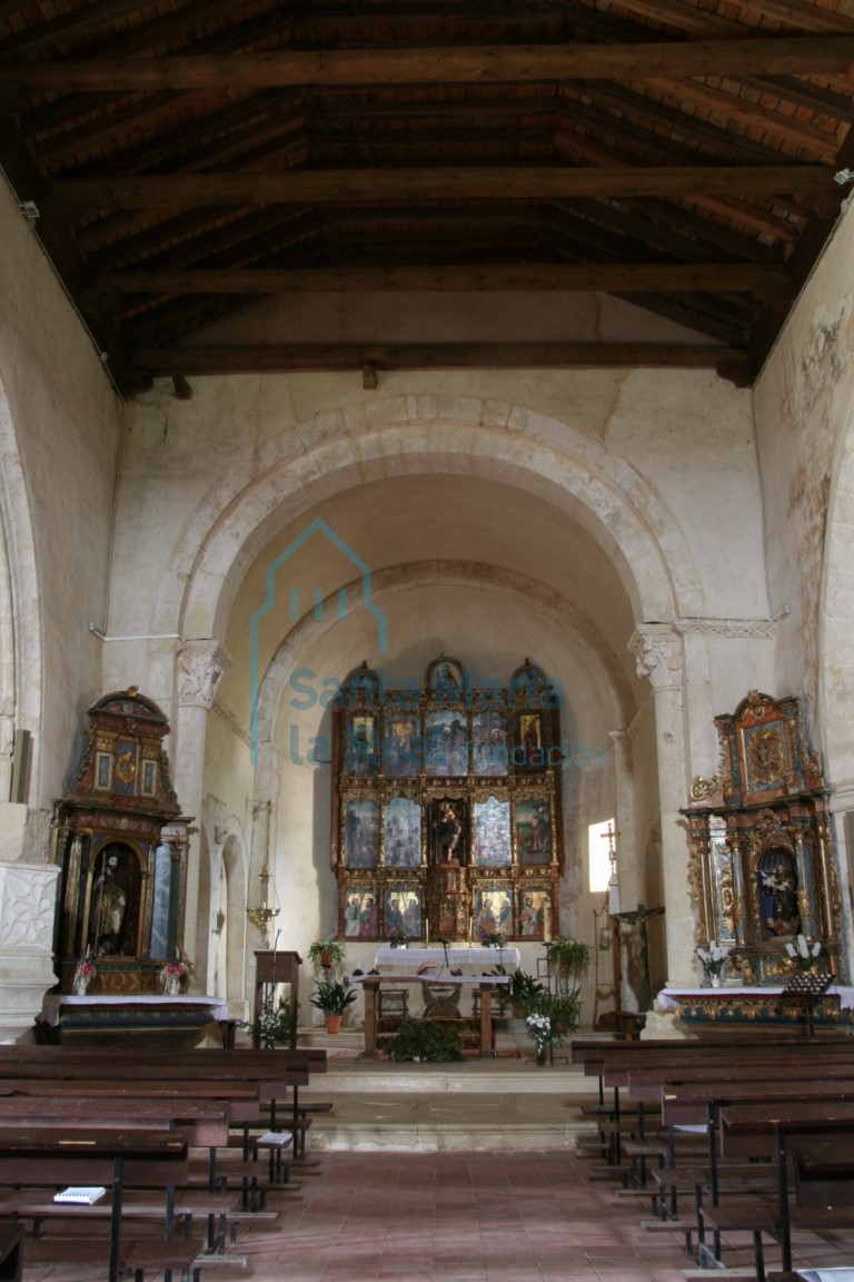 Interior de la iglesia