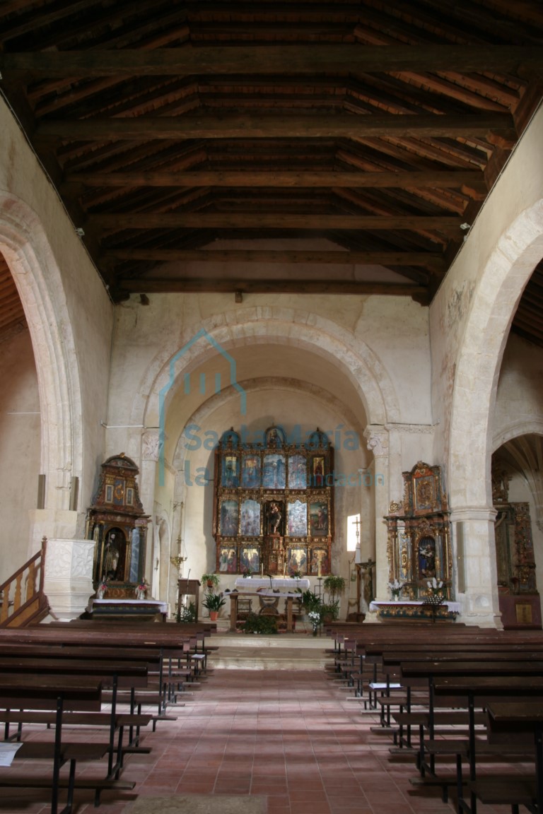 Interior de la iglesia