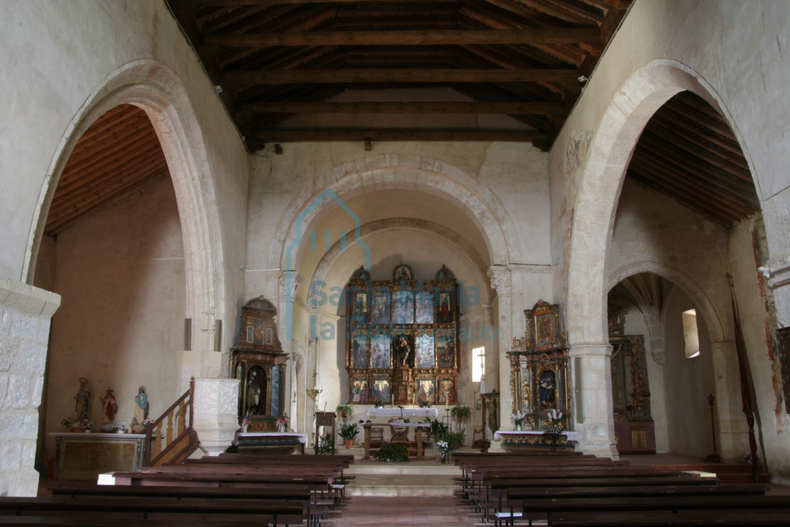 Interior de la iglesia