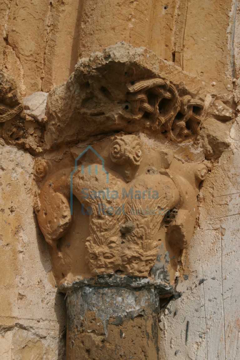 Capitel de la portada sur