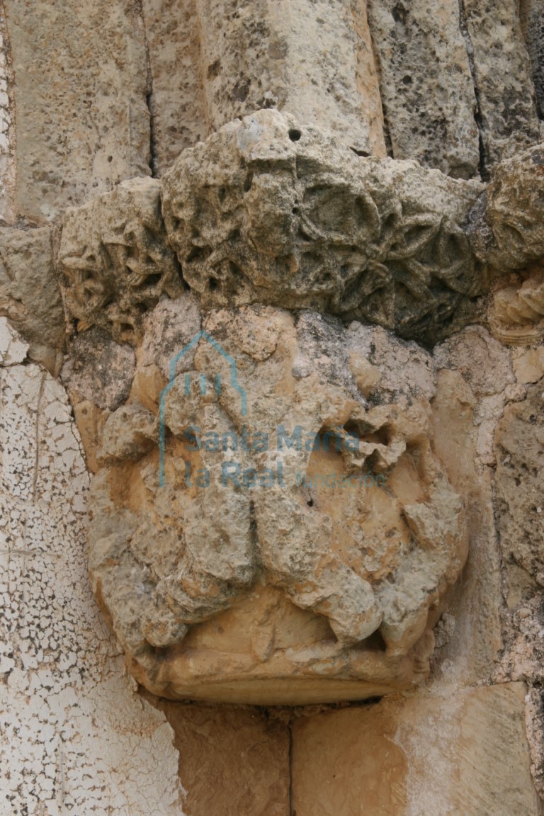 Capitel de la portada sur