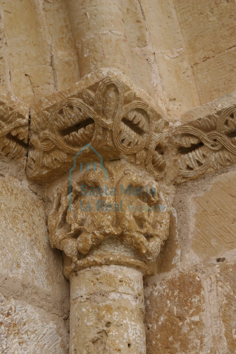 Capitel de la portada norte