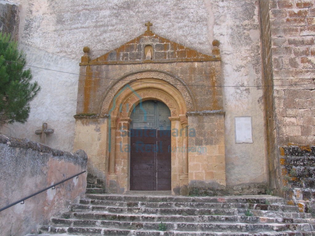 Vista de la portada norte