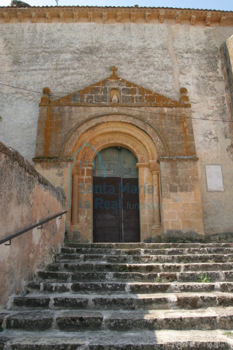 Vista de la portada norte
