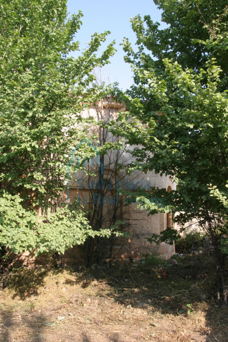 Vista del ábside de la iglesia