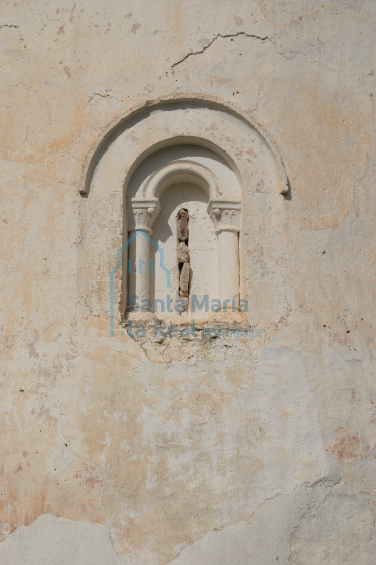 Ventana central del ábside