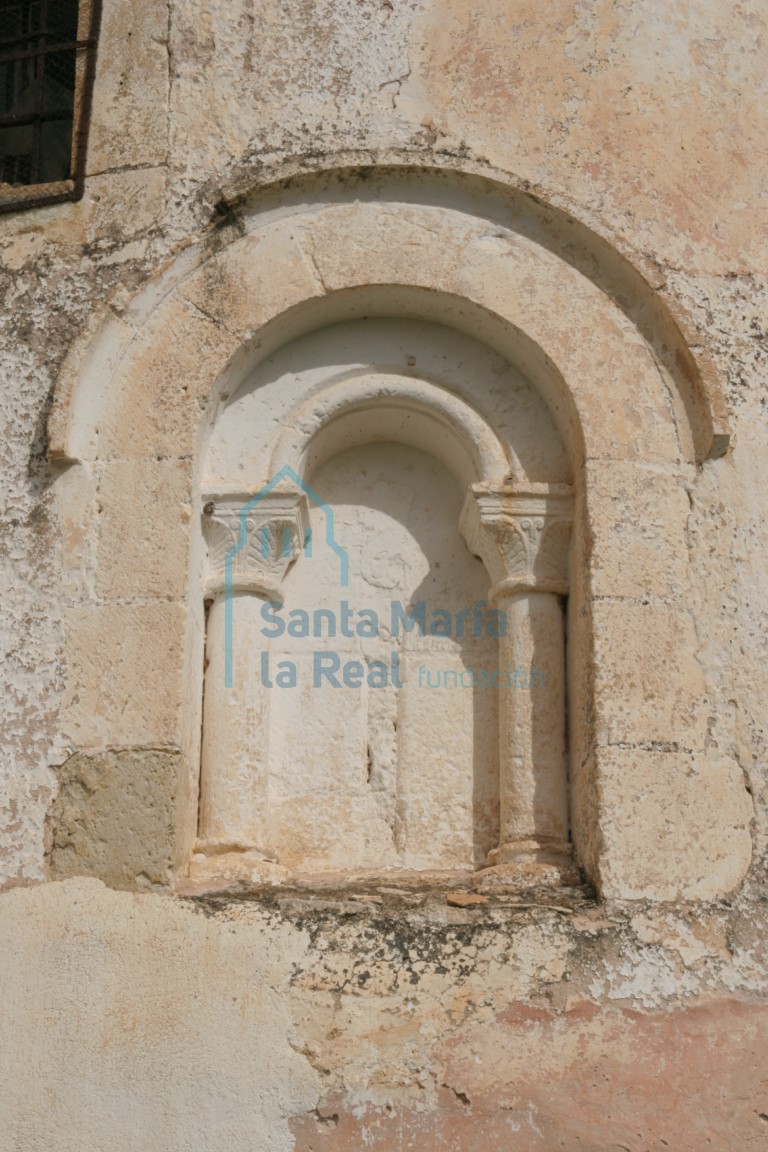 Ventana absidal del lado meridional