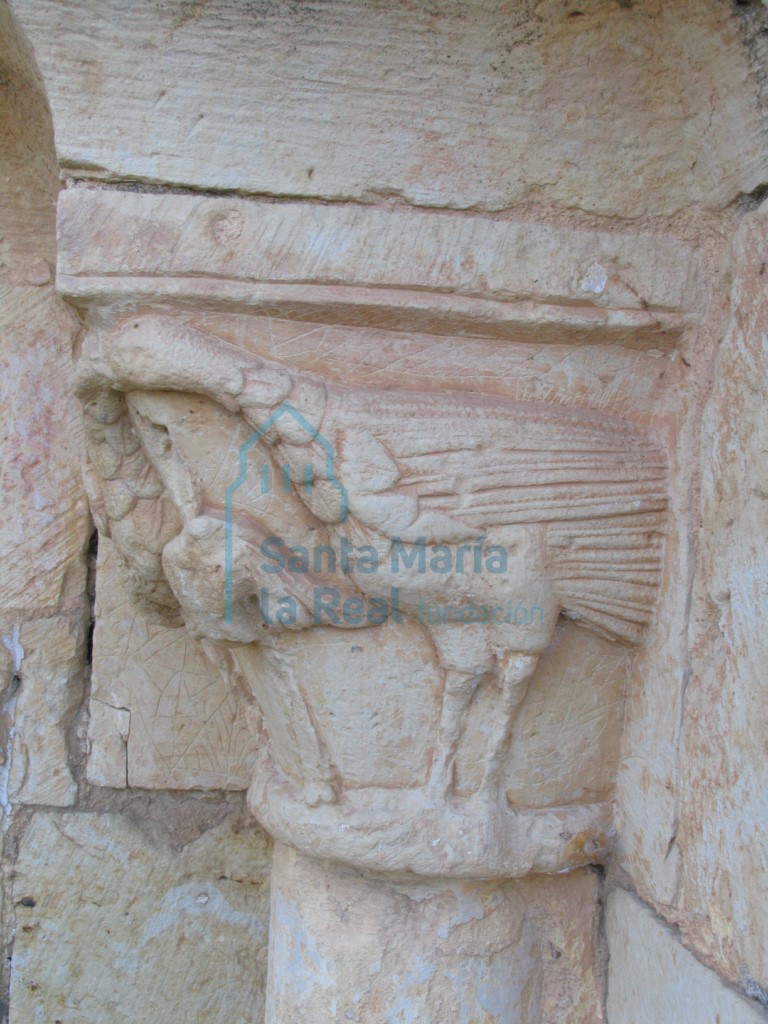 Capitel de la portada