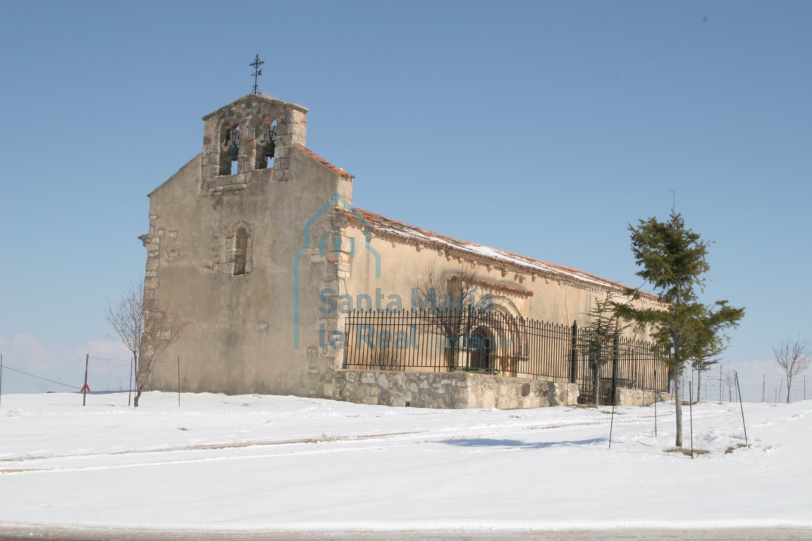 La iglesia desde el suroeste