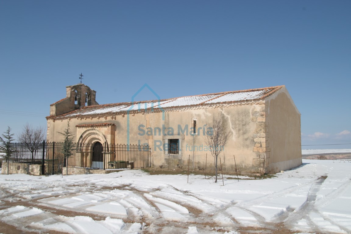 Vista de la iglesia desde el sudeste