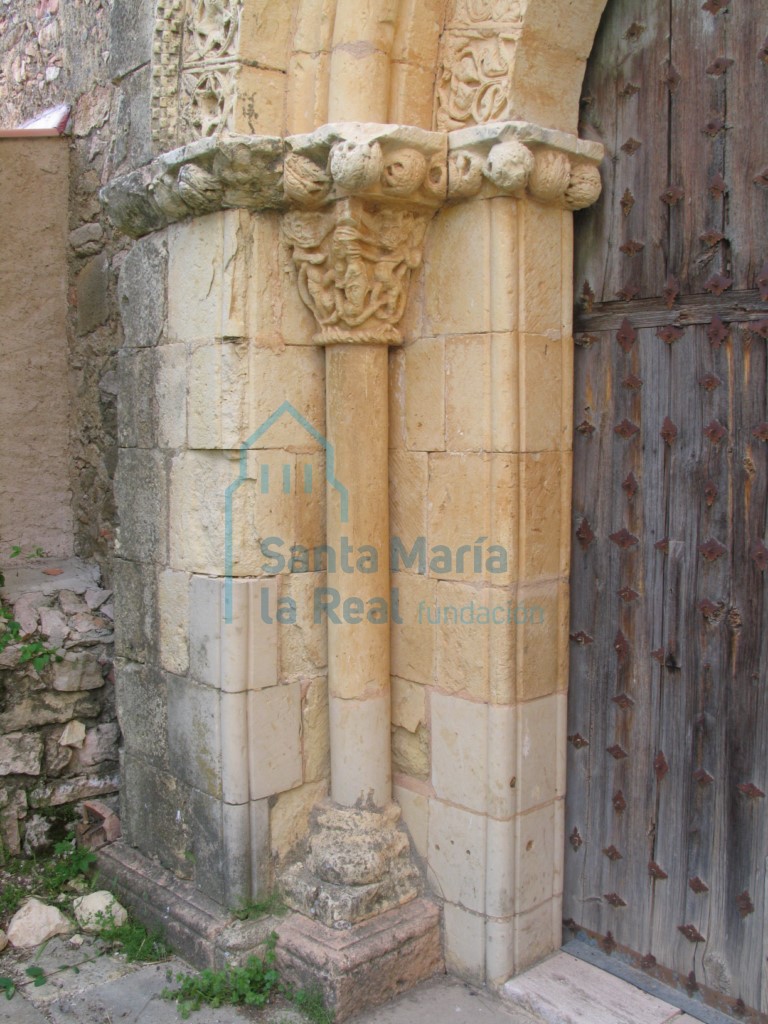 Detalle de la portada  meridional