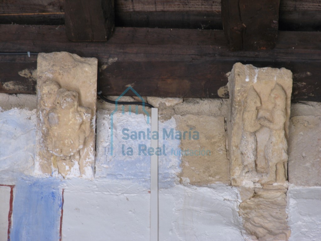 Canecillos de la nave sur