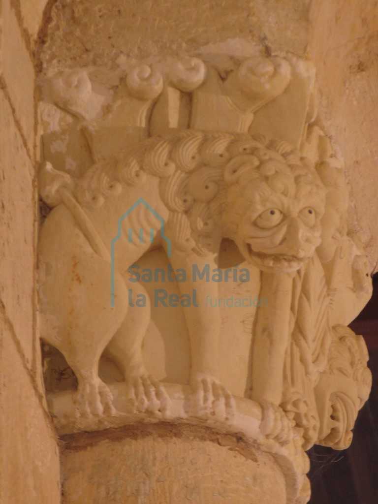 Detalle del capitel del arco triunfal. Lado de la epístola