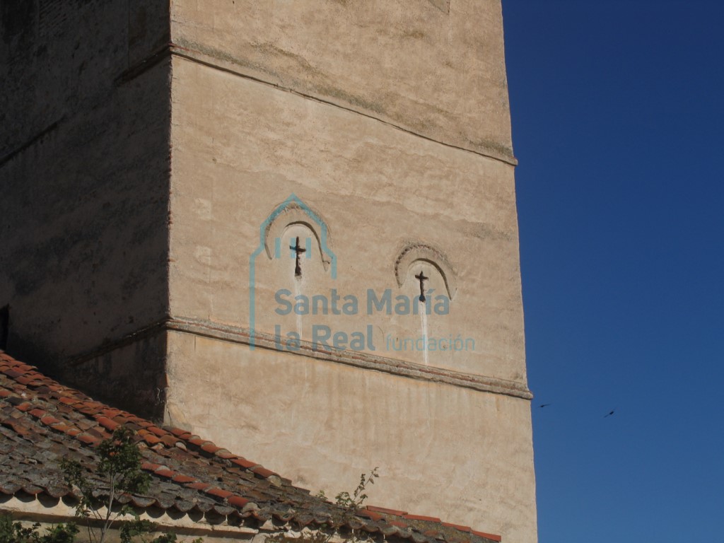 Detalle del exterior de la torre