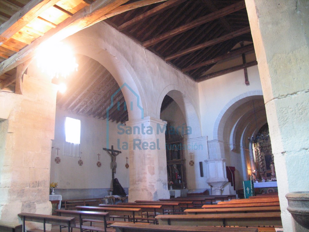 Interior de la nave