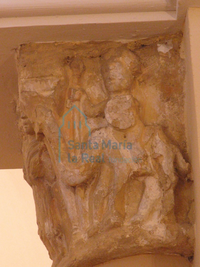 Capitel derecho del arco triunfal, un jinete a lomos de un dromedario