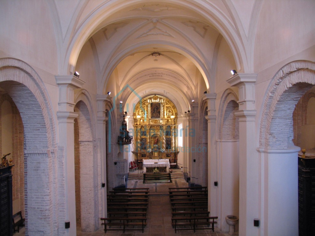 Vista interior de la iglesia desde el coro