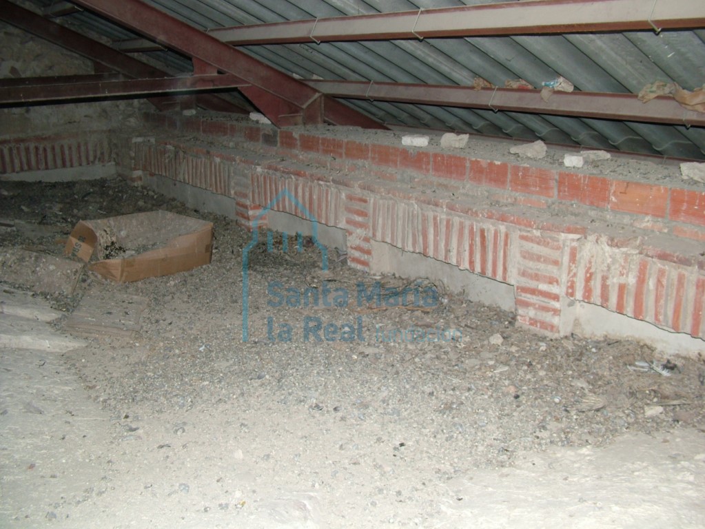 Articulación de la nave en la bajocubierta