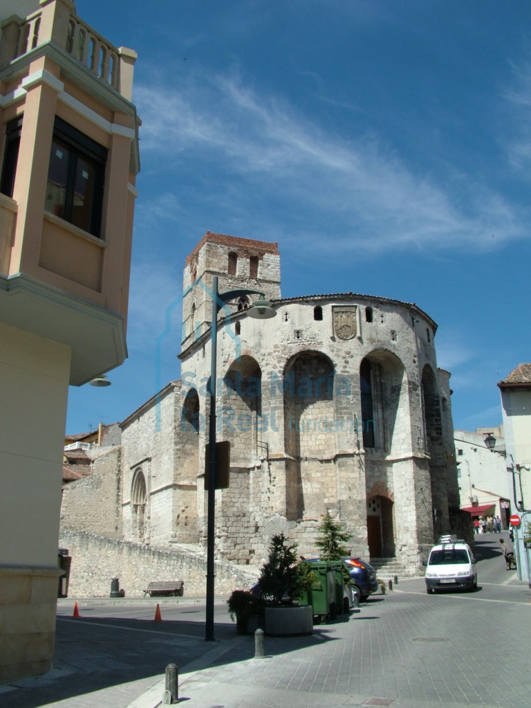 Vista exterior desde el este