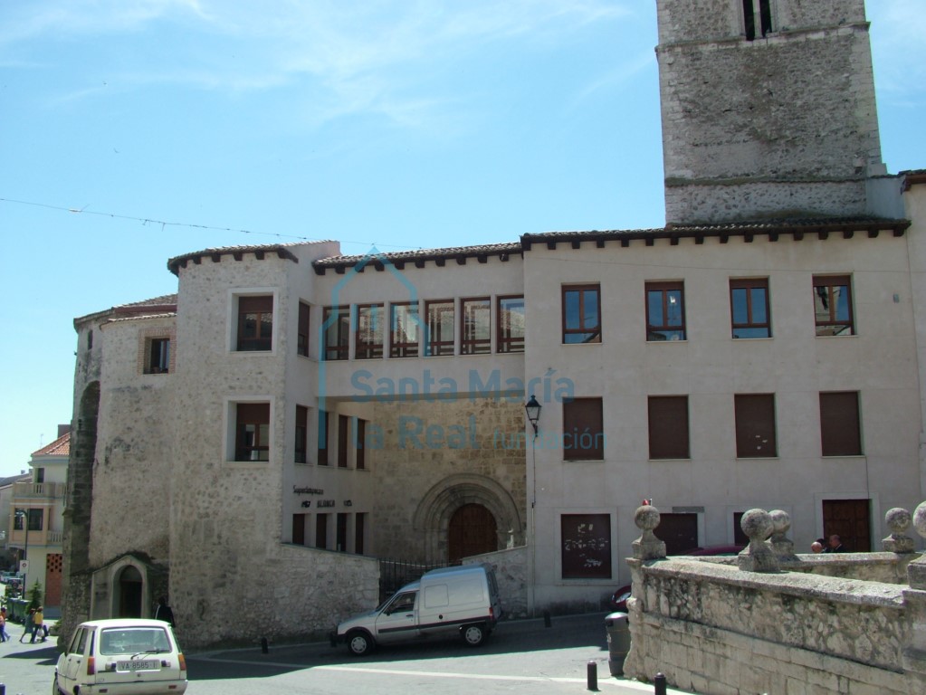 Vista exterior de la fachada norte