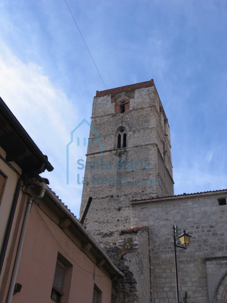 Vista exterior de la torre