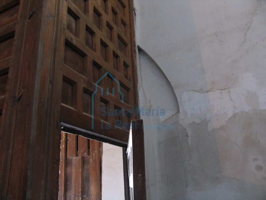 Vano cegado en el interior de la iglesia