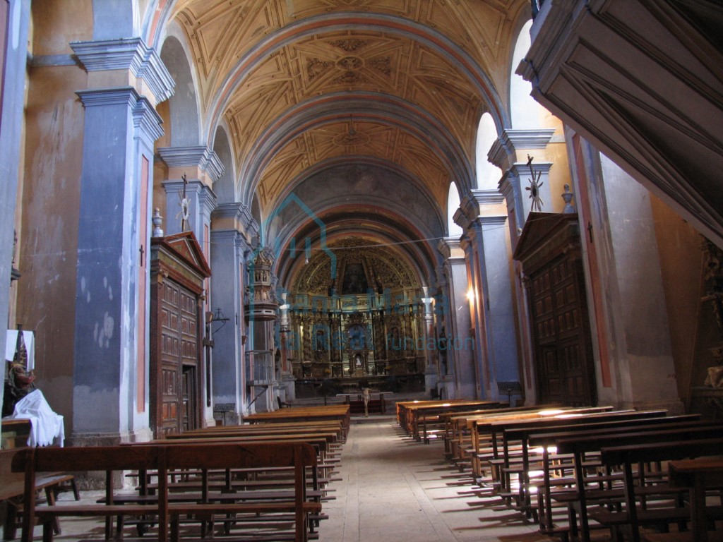 Vista interior de la iglesia