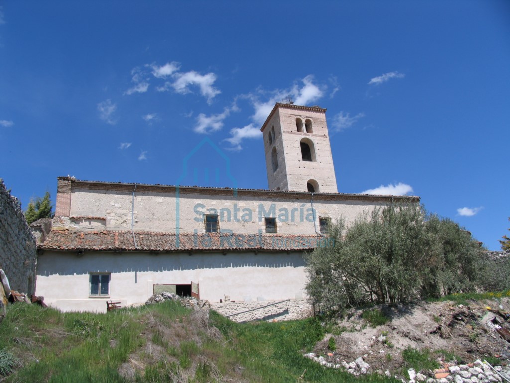 Vista exterior de la iglesia