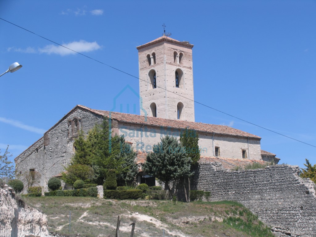 Vista exterior de la iglesia