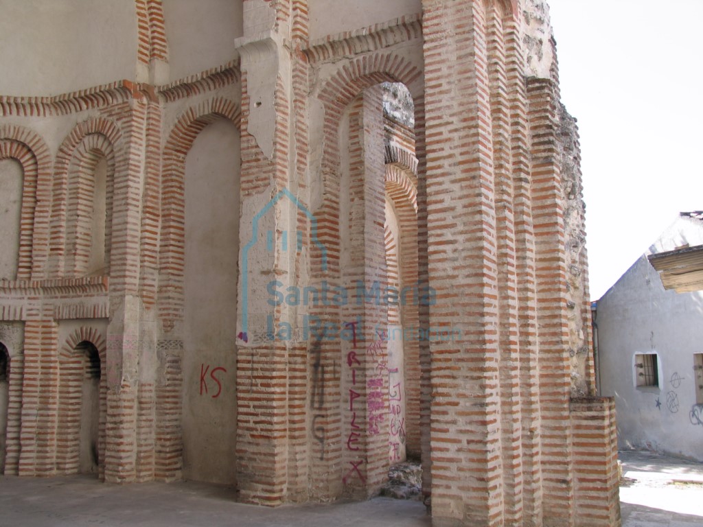 Arquería del lado de la epístola