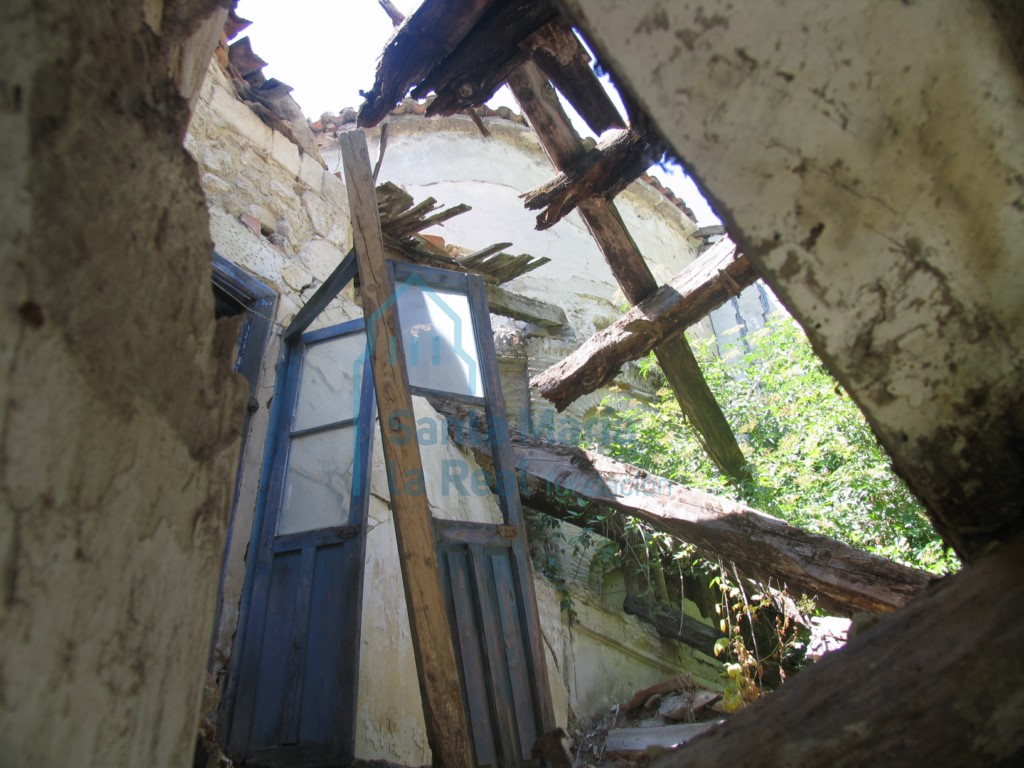 Restos de una dependencia