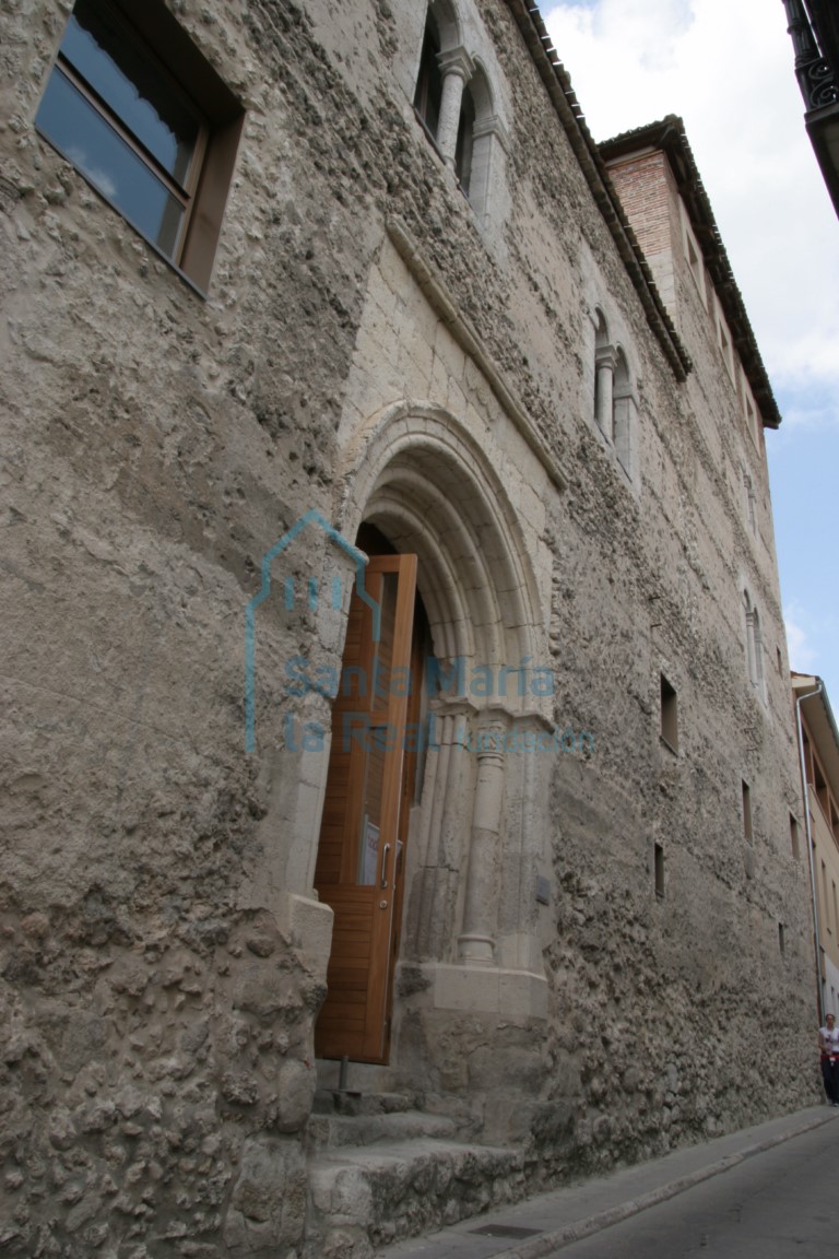 Arco de entrada del palacio