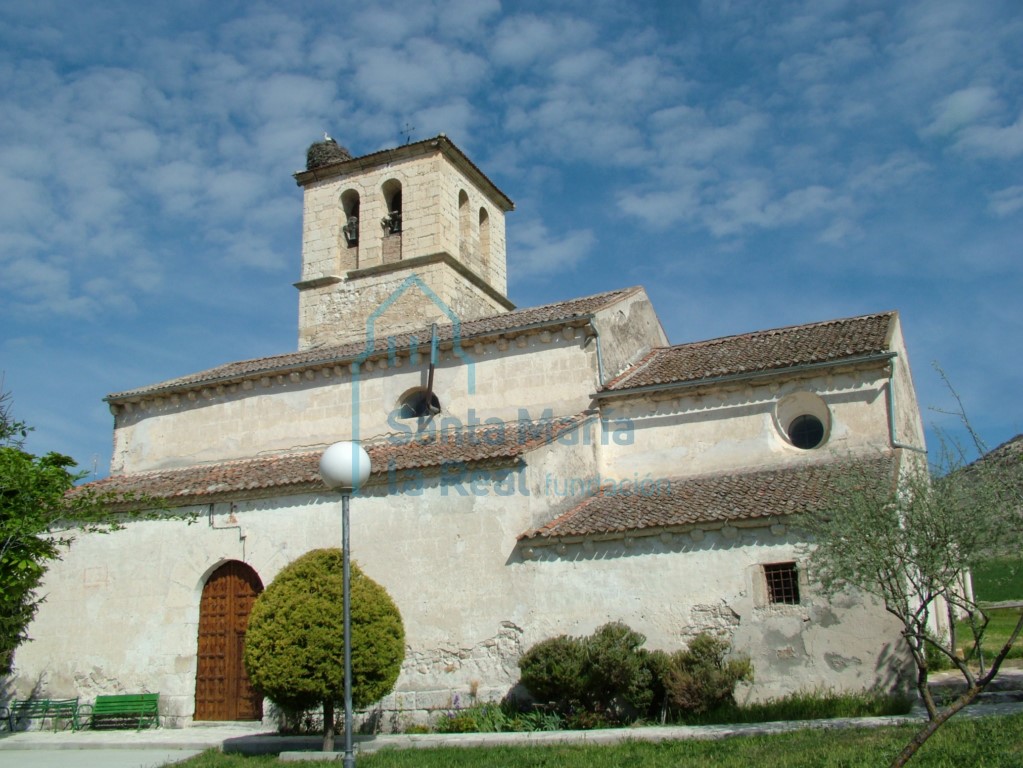 Exterior desde el sur