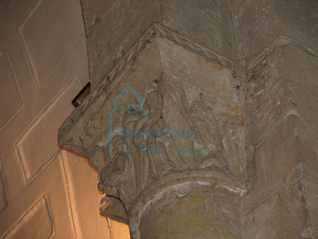 Capitel del arco triunfal