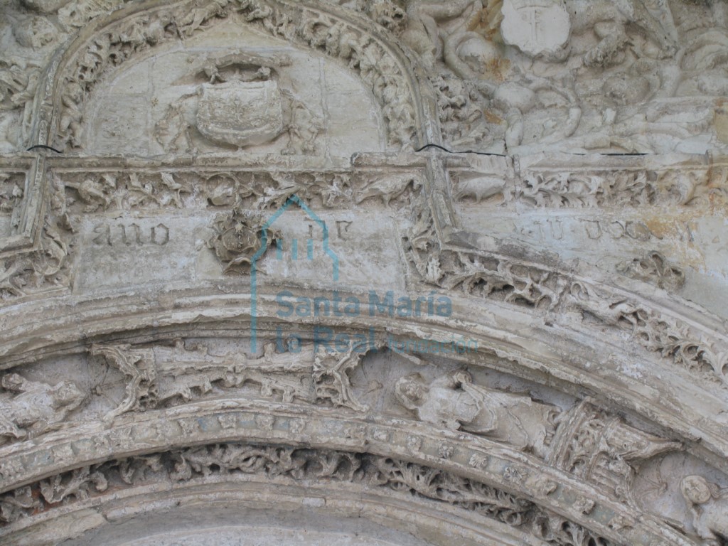 Detalle de la portada meridional