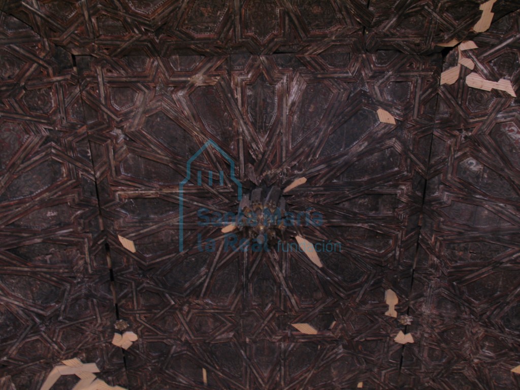 Detalle de la armadura ataujerada
