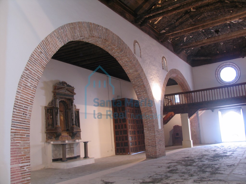 Interior de la nave