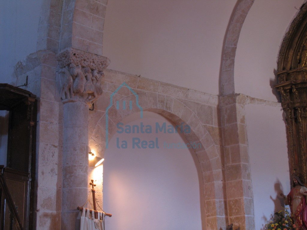 Presbisterio, lado izquierdo