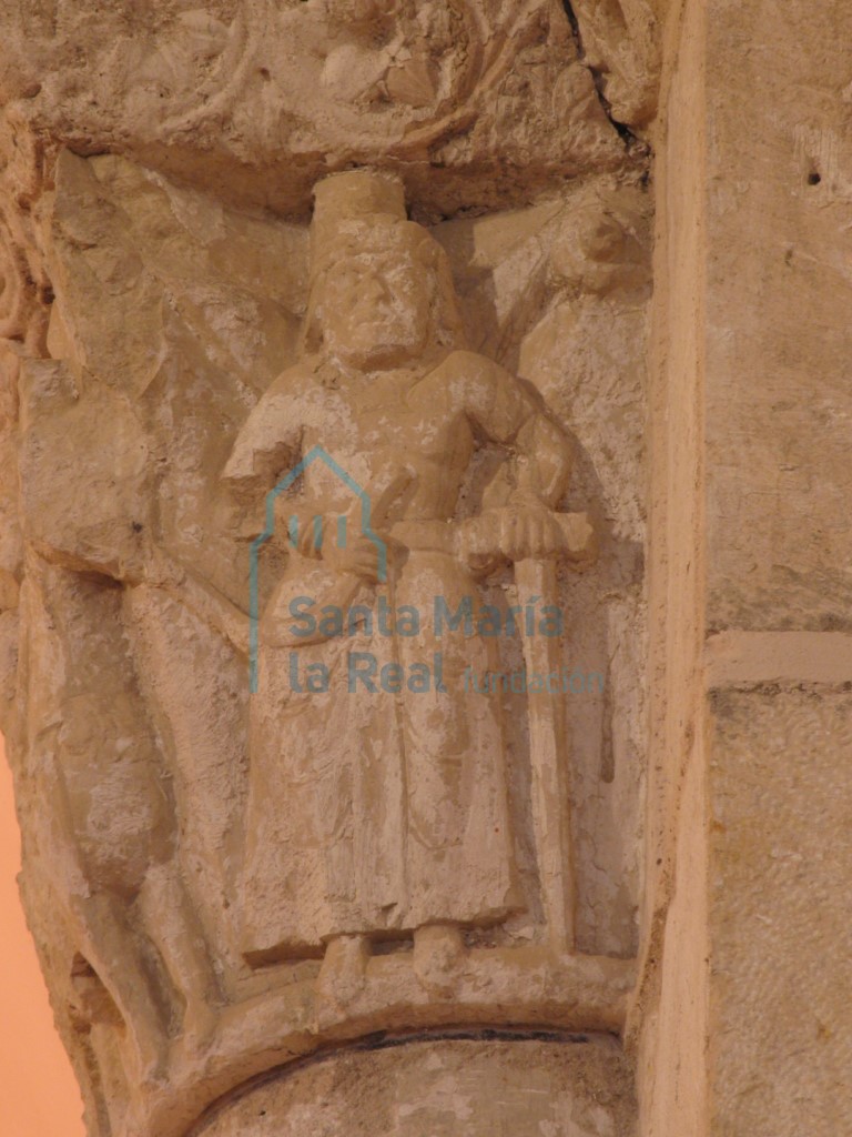 Detalle del capitel del arco triunfal. Huida a Egipto