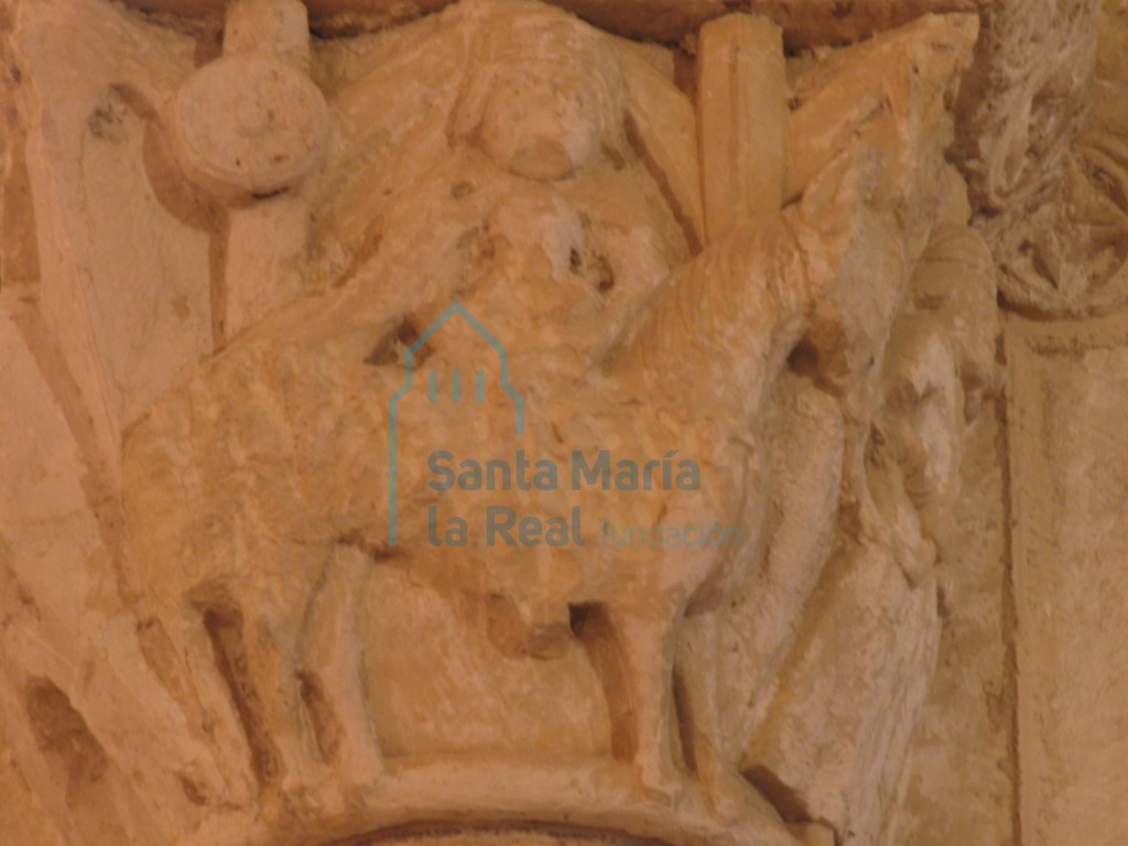 Detalle del capitel del arco triunfal. Huida a Egipto