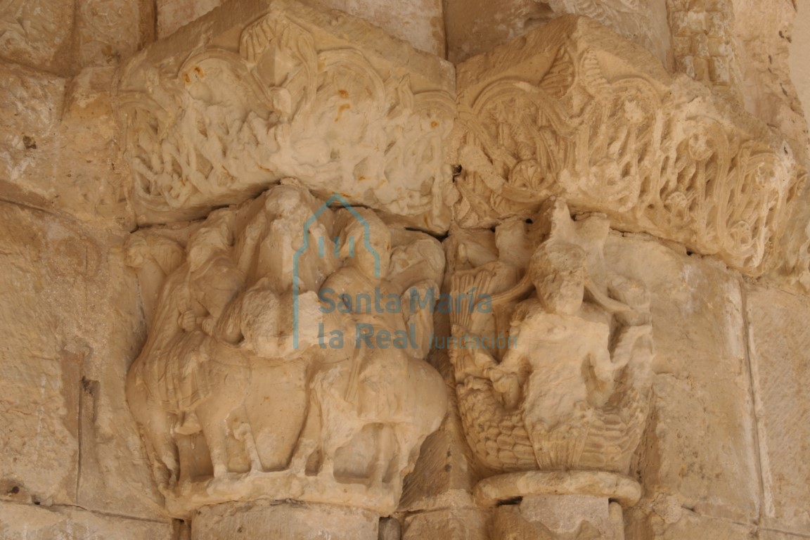Capiteles de la portada meridional