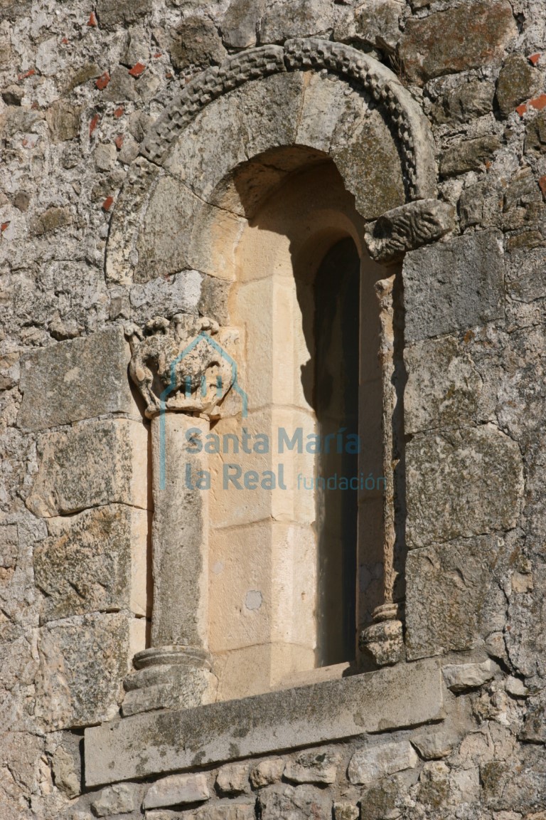 Ventana de la fachada occidental