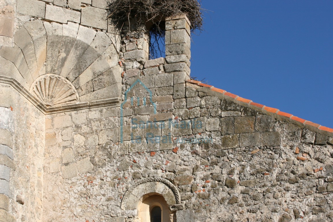 Detalle de la fachada occidental