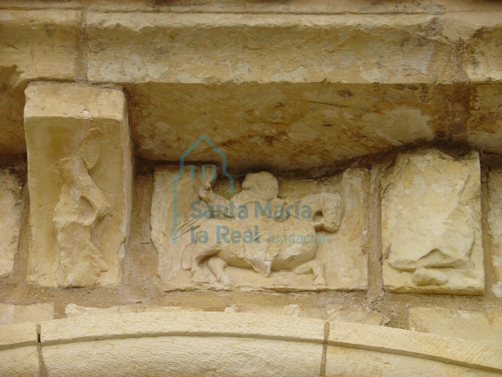 Canecillos y metopas del pórtico