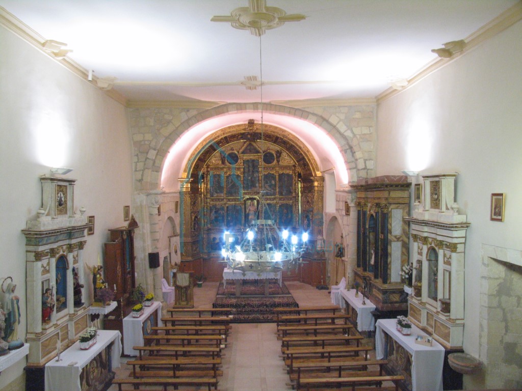 Interior de la iglesia